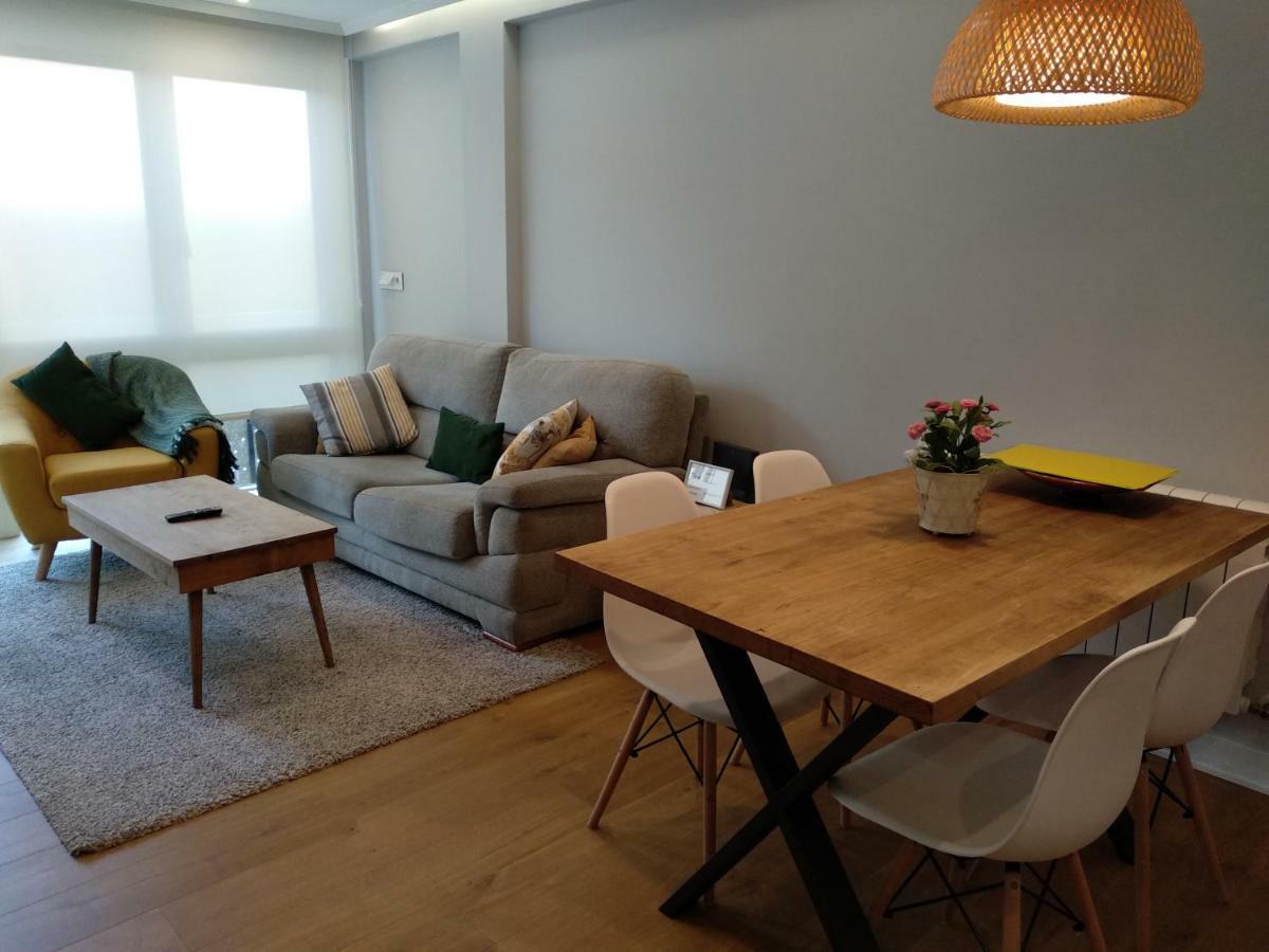 Apt Moderno céntrico y soleado Pontevedra Chambre photo